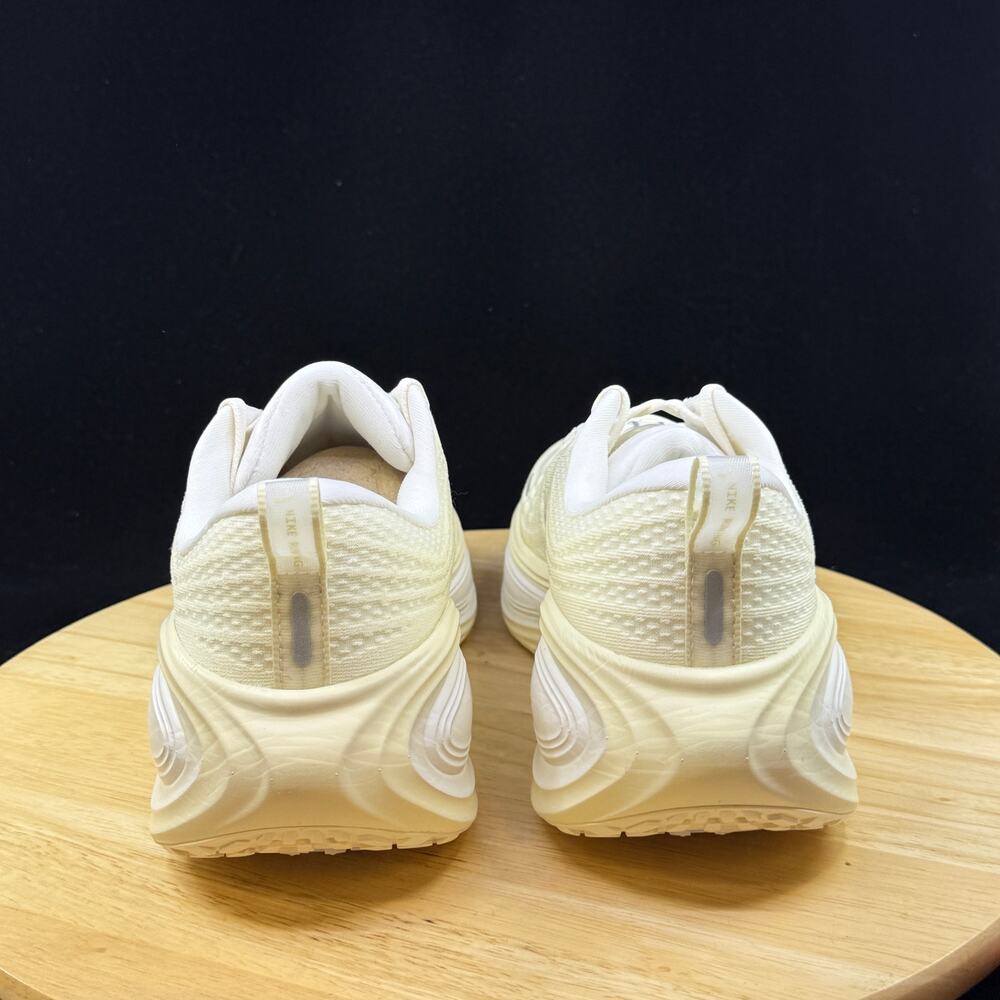 Nike Vomero Plus Sail Summit White Running Sneakers HV8154-105 Womens Size 9 - Picture 3 of 9